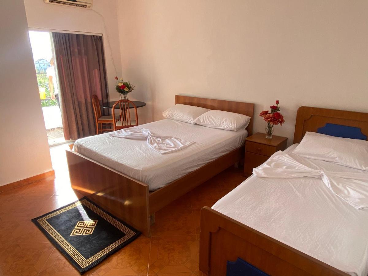 Hotel Belind Berat Extérieur photo